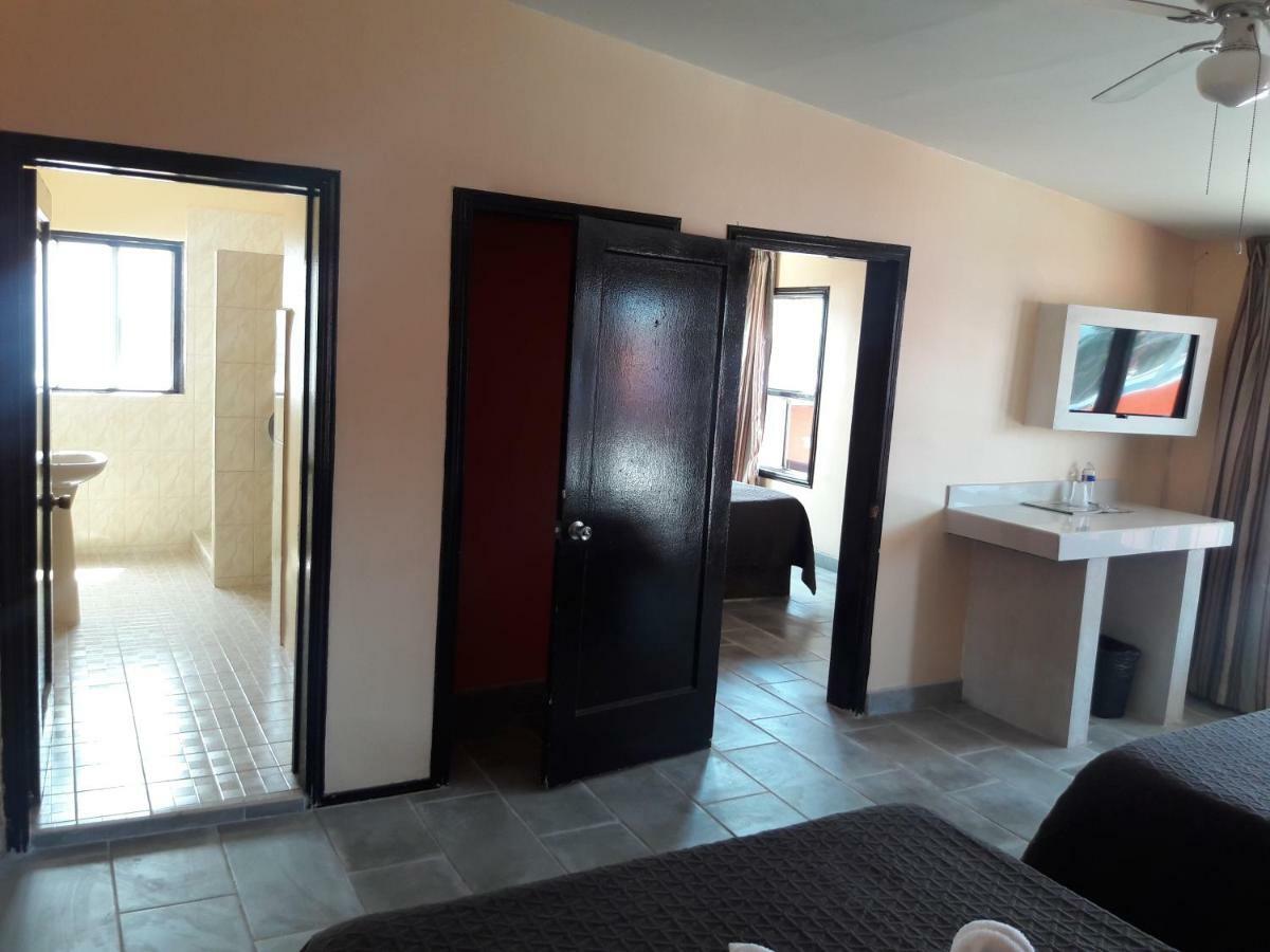 Motel Agora Энсенада Экстерьер фото